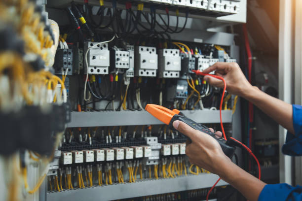 Best Affordable Emergency Electrician  in Trenton, IL